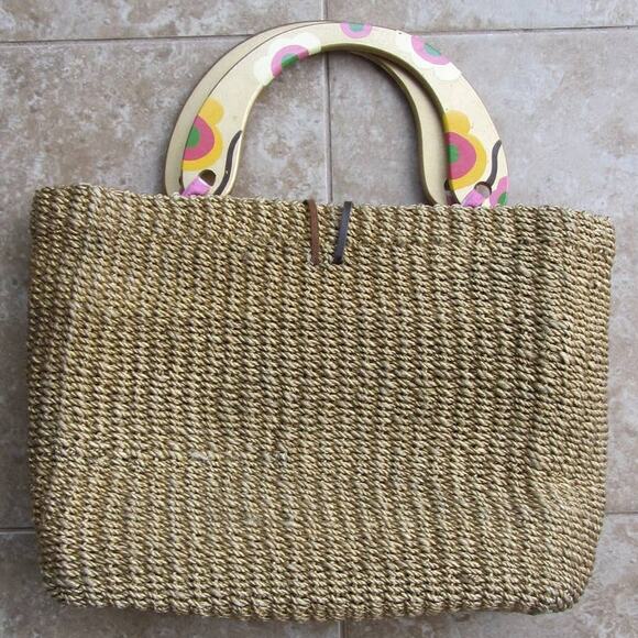 Hand Painted Hand-Woven Tote Made in the Philippines Rattan Purse - Picture 4 of 7